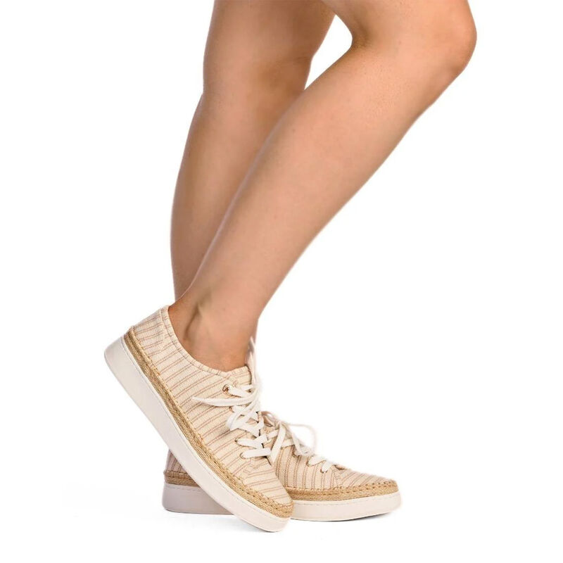 Kathryn Wilson Lynda Trainer image number 1